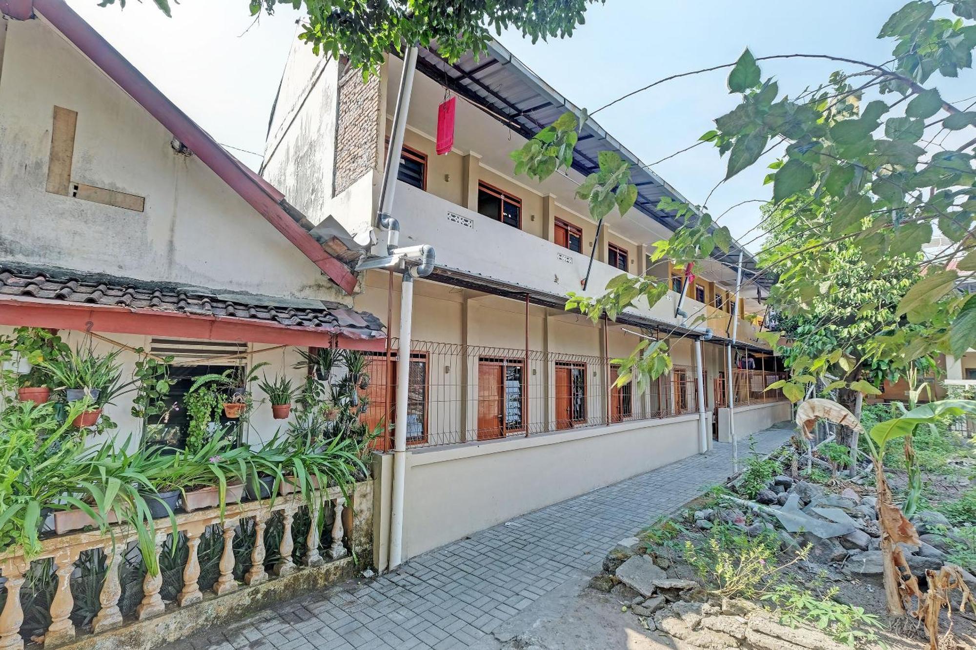Spot On 92934 Nusantara Syariah Yogyakarta Eksteriør bilde